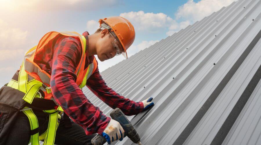 Professional Emergency Roof Repairs services in Bowlegs, OK
